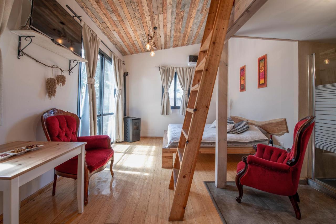 Gate Away B&B Units - המקום באל רום Eksteriør billede