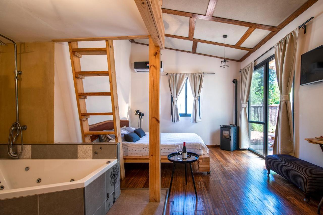 Gate Away B&B Units - המקום באל רום Eksteriør billede