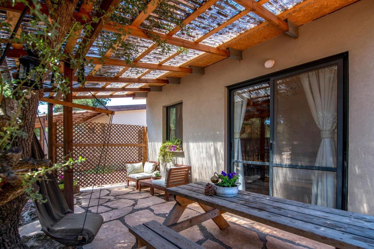 Gate Away B&B Units - המקום באל רום Eksteriør billede