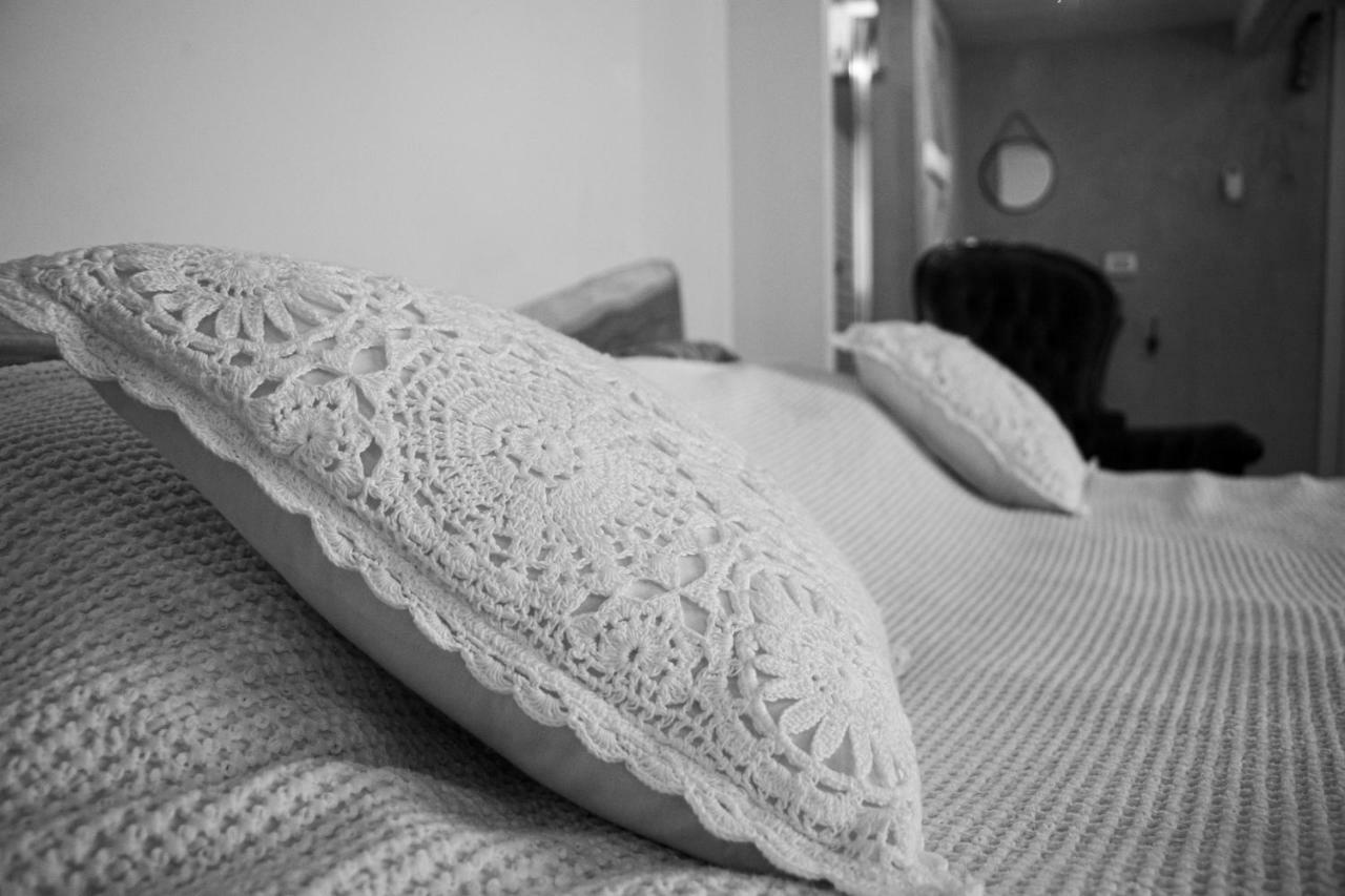 Gate Away B&B Units - המקום באל רום Eksteriør billede